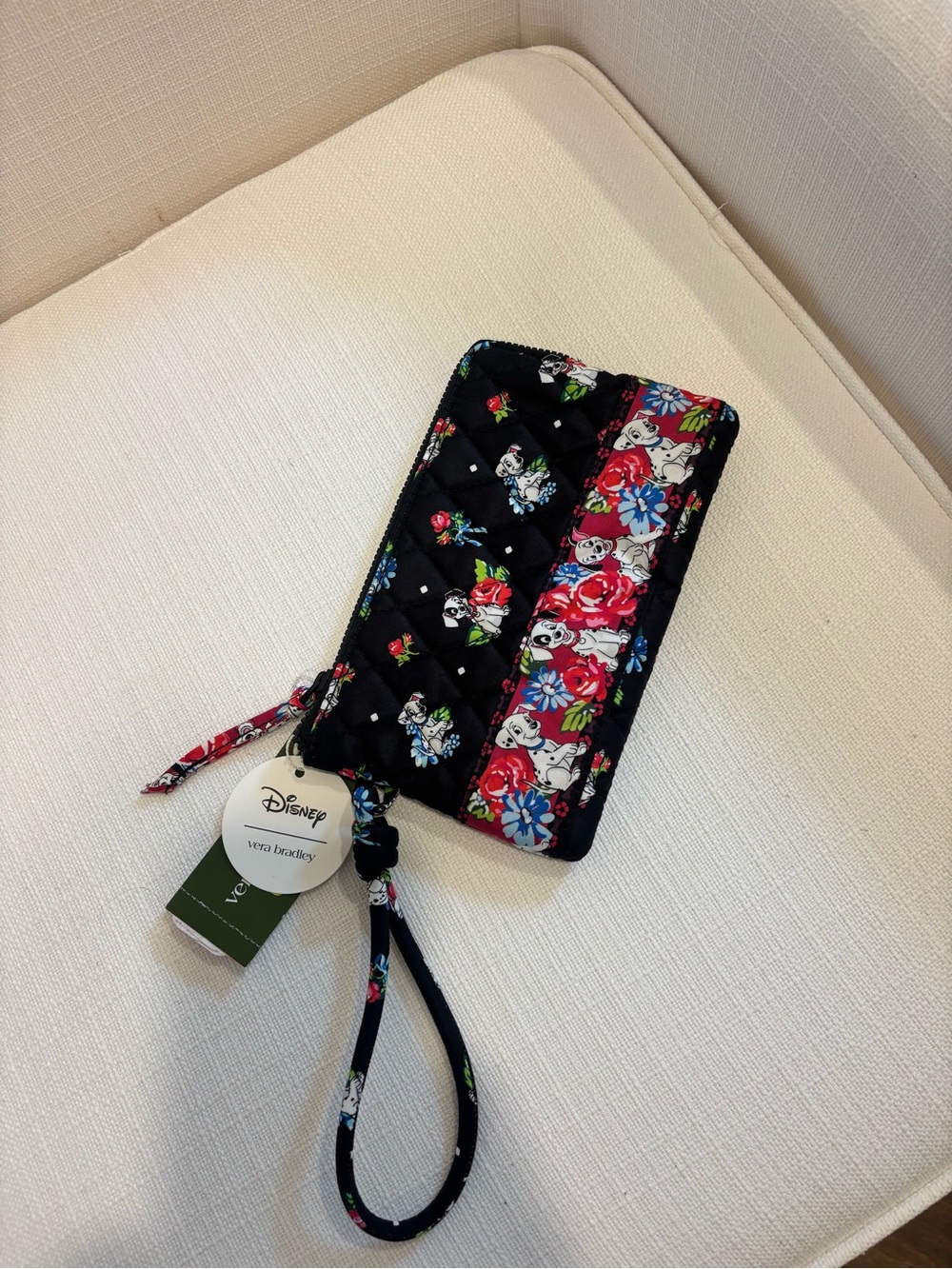 Vera Bradley Black Floral 101 Dalmatians Quilted Wristlet - Picture 2 of 5